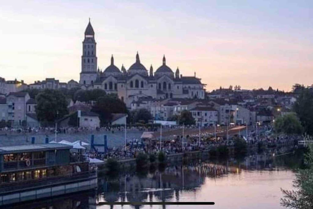 Apartmán Balcon Sur La Riviere Périgueux Exteriér fotografie